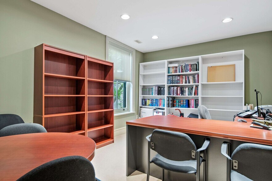 More Photos Of 195 Sydenham St, Kingston Office Residential For Sale