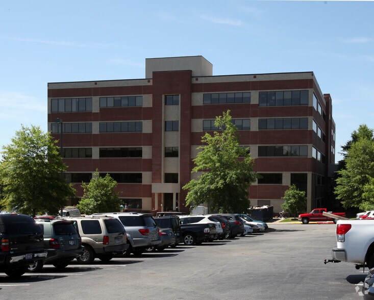 More Photos Of 17500 Chenal Pky, Little Rock Office For Lease