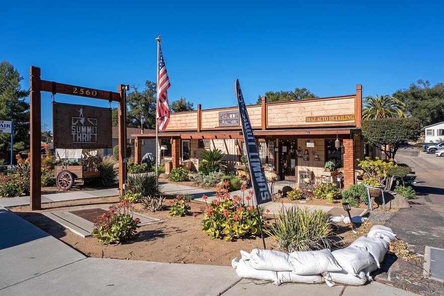 More Photos Of 2562 Alpine Blvd, Alpine Storefront Retail Residential For Sale