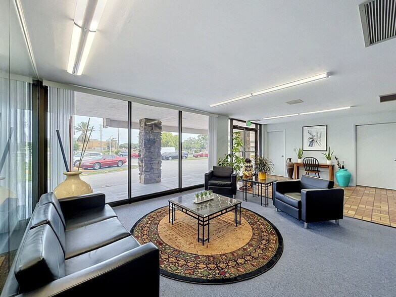 More Photos Of 5321 Grand Blvd, New Port Richey Medical For Sale