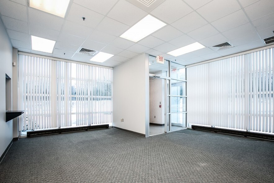 More Photos Of 100 First Ave, Gouldsboro Distribution For Lease