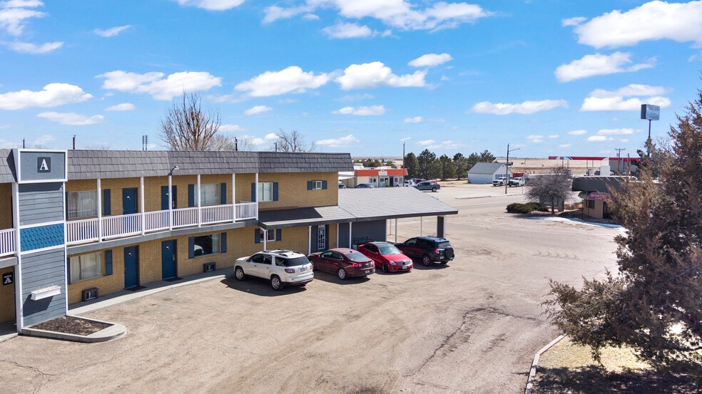 More Photos Of 700 Colorado Ave, Stratton Hotel For Sale