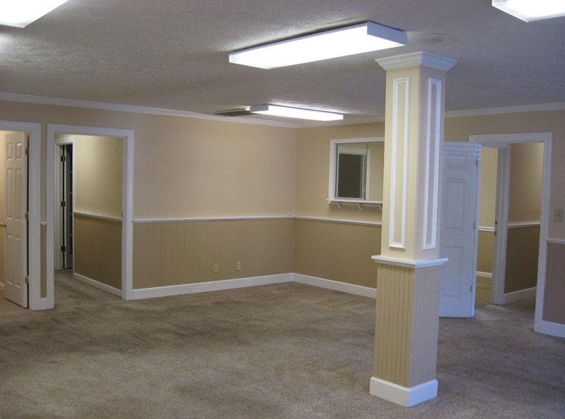 More Photos Of 8400-8420 Abercorn St, Savannah Medical For Lease