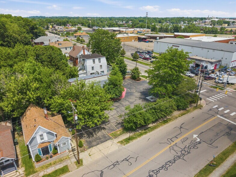 More Photos Of 255 Dueber Ave SW, Canton Medical For Sale