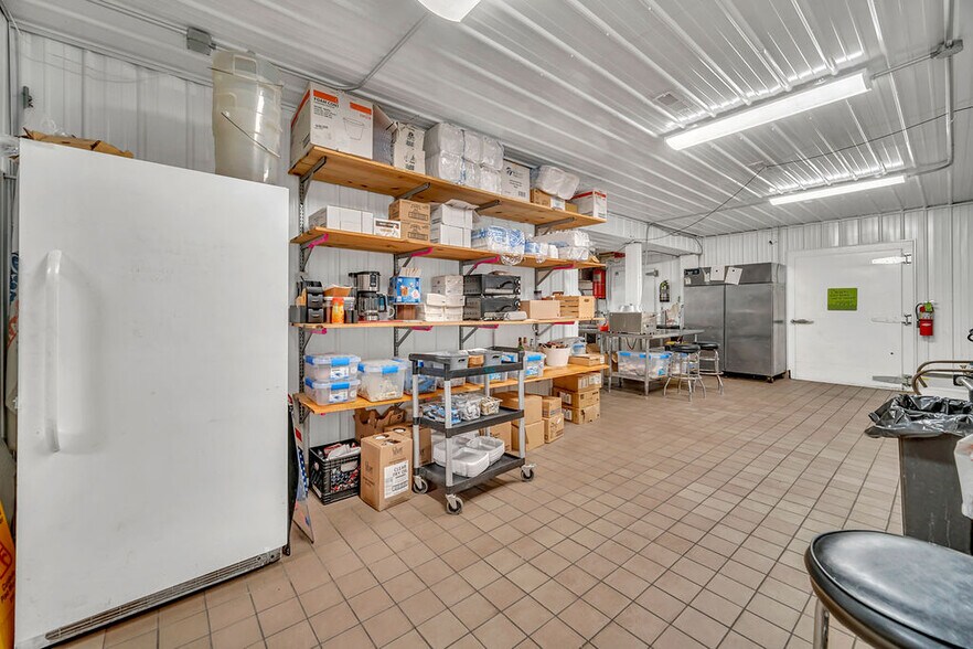 More Photos Of 602 Clark St, Utica Restaurant For Sale