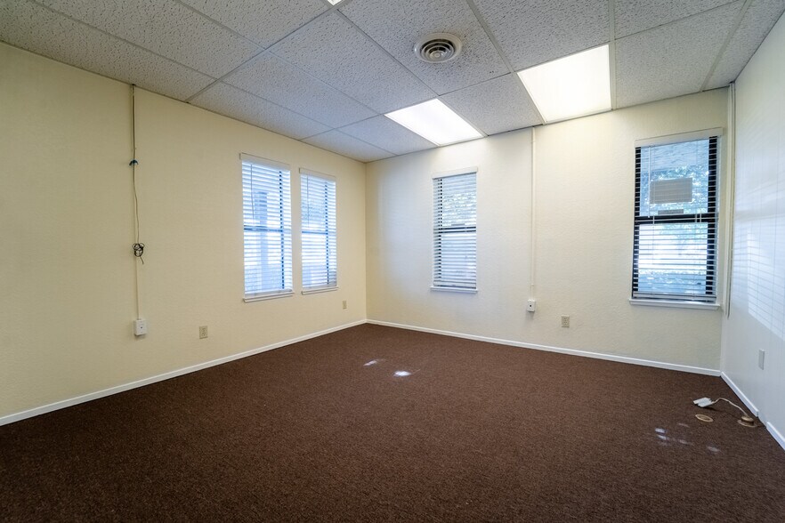 More Photos Of 825 9th St, Marysville Medical For Sale