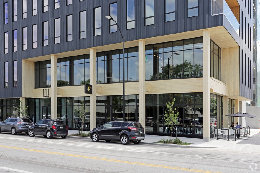 More Photos Of 111 E Grand Ave, Des Moines Office For Lease