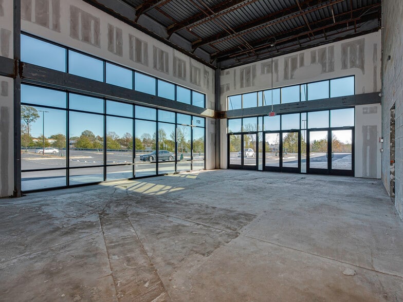 More Photos Of 801 E Arrowood Rd, Charlotte Office For Lease