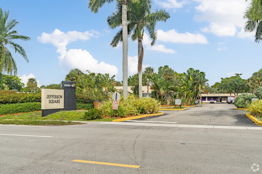 More Photos Of 6043 Kimberly Blvd, Fort Lauderdale Unknown For Lease