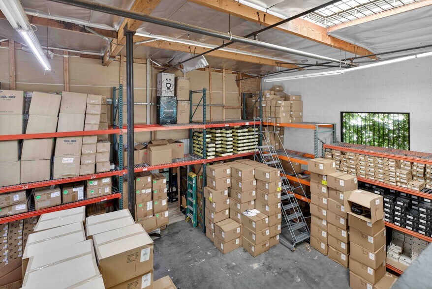 More Photos Of 1767 Standard Ave, Glendale Office For Lease
