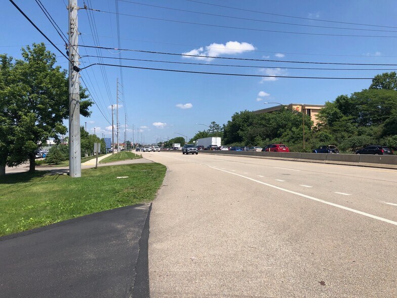 More Photos Of 19015 Perry Hwy, Mars Freestanding For Lease