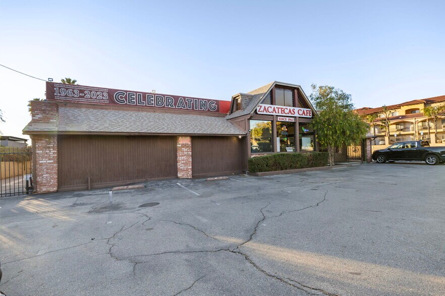 More Photos Of 3767 Iowa Ave, Riverside Freestanding For Sale