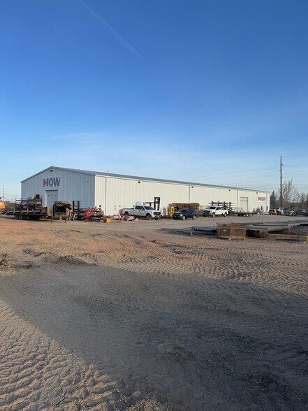 More Photos Of 309 24th Ave SW, Watford City Industrial For Sale