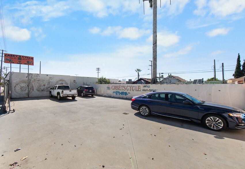 More Photos Of 10249 San Fernando Rd, Pacoima Land For Sale