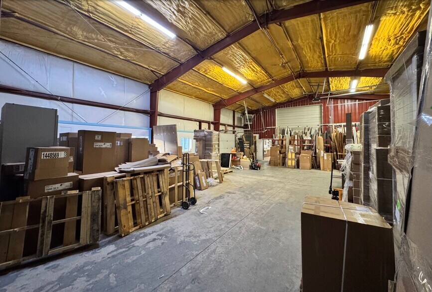 More Photos Of 162 Kelly Rd, Kalispell Flex For Lease