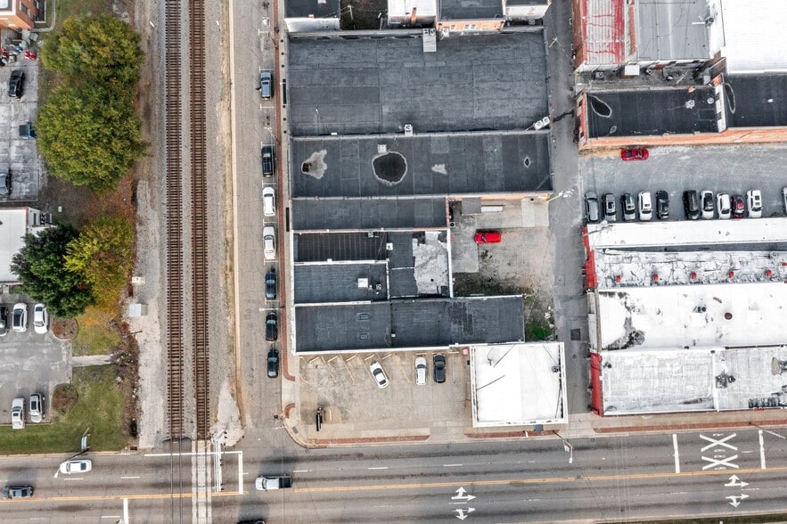 More Photos Of 123 S Railroad Ave, Dunn General Retail For Sale