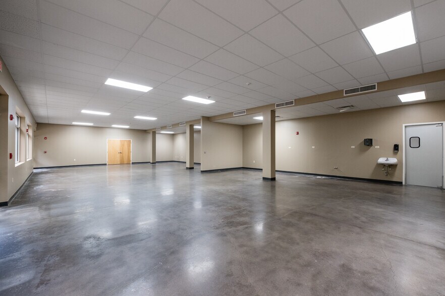 More Photos Of 1815 Rahling Rd, Little Rock Office For Sale