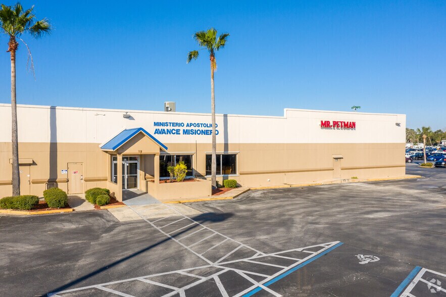 More Photos Of 2400 S Ridgewood Ave, South Daytona Unknown For Lease