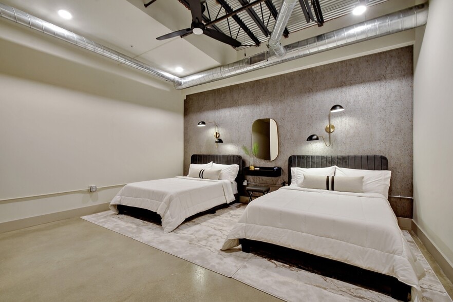 More Photos Of 215 Coca Cola Pl, San Antonio Apartments For Lease