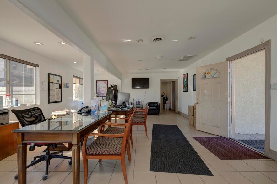 More Photos Of 16301 Hawthorne Blvd, Lawndale Freestanding For Sale