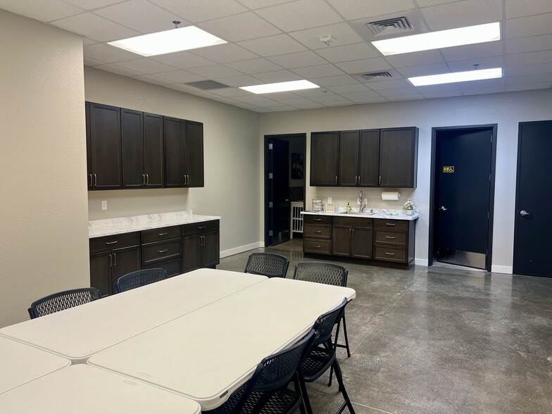 More Photos Of 19647 Solar Cir, Parker Medical For Sale