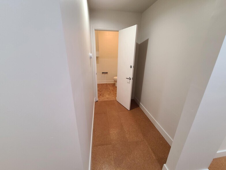 More Photos Of 5533 Satsuma Ave, North Hollywood Warehouse For Sale