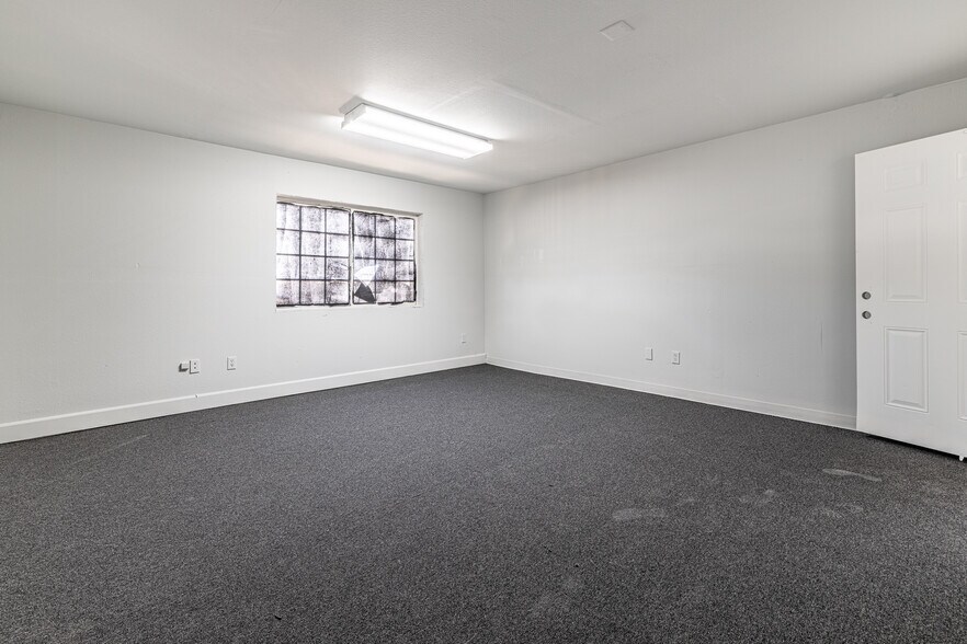 More Photos Of 14960 Valley Blvd, La Puente Auto Repair For Sale