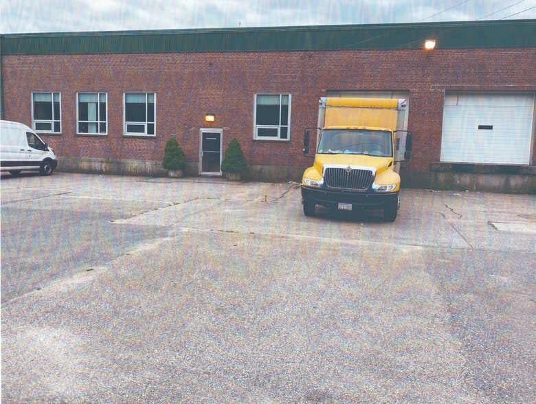 More Photos Of 105 Commerce Way, Dedham Warehouse For Lease