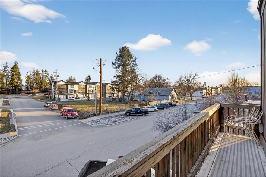 More Photos Of 7897 W Main St, Rathdrum Storefront Retail Residential For Sale