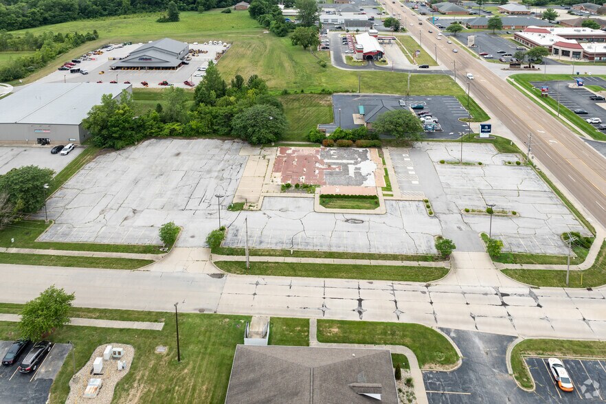 More Photos Of 4390 N Illinois St, Swansea Land For Sale