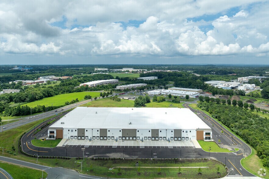 More Photos Of 500 Halls Mill Rd, Freehold Distribution For Lease