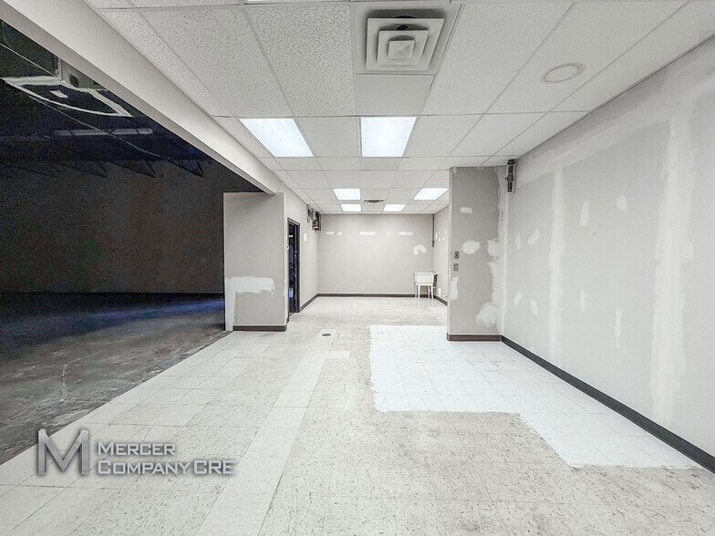 More Photos Of 3613-3621 S Moulton Dr, Oklahoma City Service For Lease