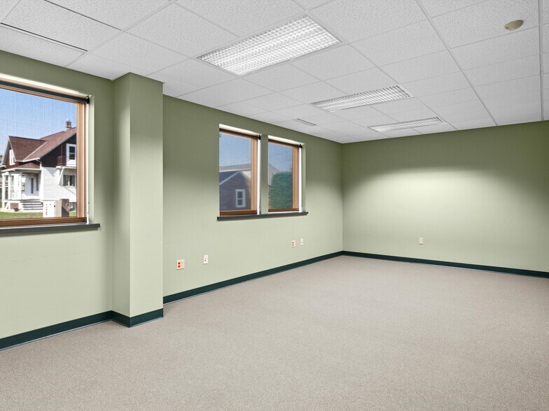 More Photos Of 2205 Forest Ave, Two Rivers Office Residential For Sale