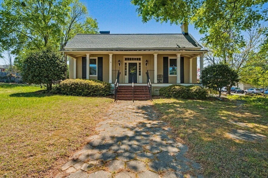 More Photos Of 236 Washington Ave, Marietta Office Residential For Lease