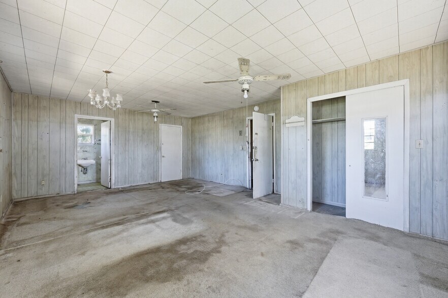 More Photos Of 9 Masters Dr, Saint Augustine Flex For Sale