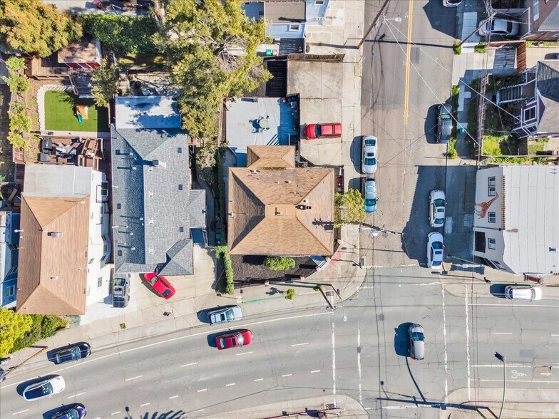 More Photos Of 3300 Harrison St, Oakland Apartments For Sale