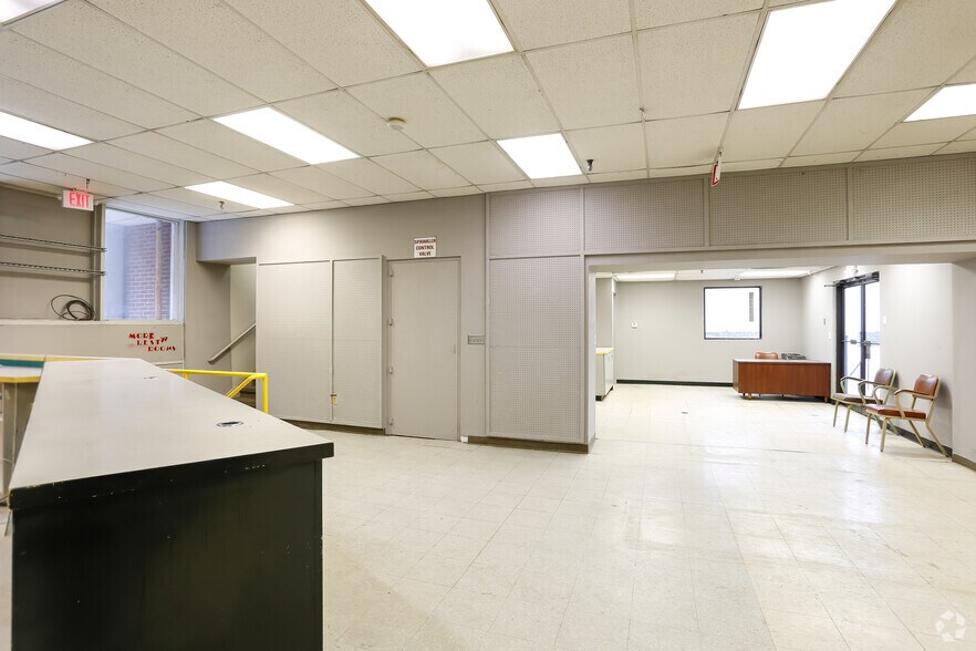 More Photos Of 1315 W 12th St, Kansas City Warehouse For Lease