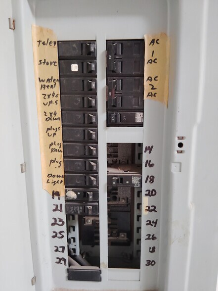 More Photos Of 1279 N Tustin Ave, Anaheim Light Distribution For Sale