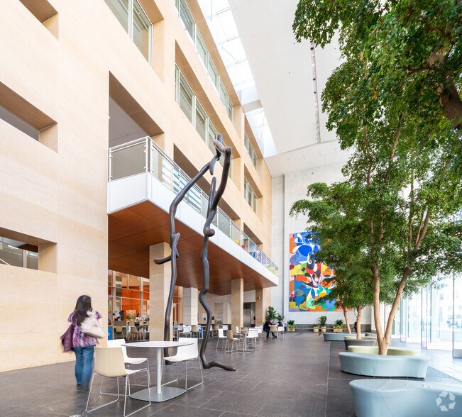 More Photos Of 101 Second St, San Francisco Office For Lease