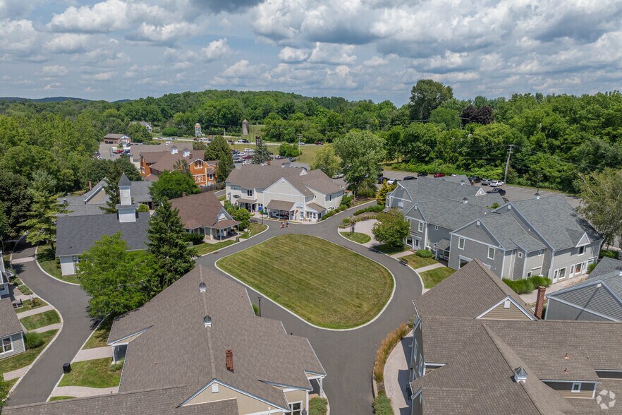 More Photos Of 75 State Route 15, Lafayette Unknown For Lease