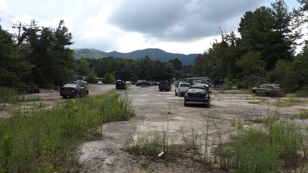 More Photos Of 2056 US 70 Hwy, Swannanoa Auto Salvage Facility For Lease