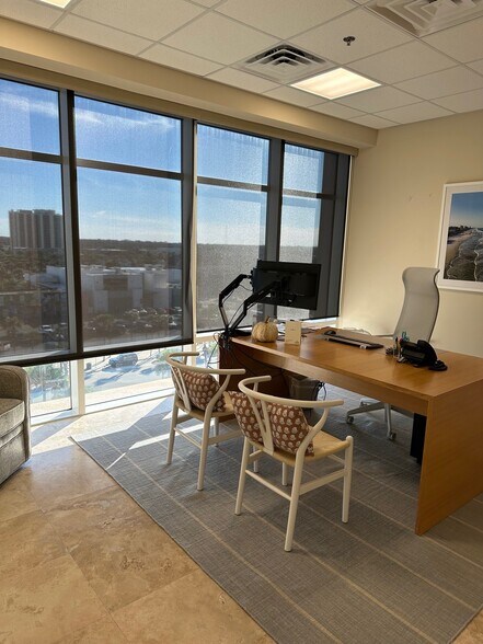 More Photos Of 320 1st St N, Jacksonville Beach Office Residential For Sale