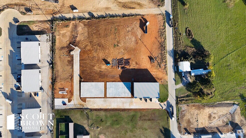 More Photos Of 8587 Stewart Rd, Aubrey Unknown For Lease