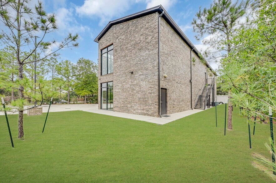 More Photos Of 20621 Westheimer Pky, Katy Freestanding For Sale
