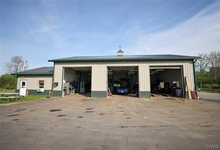 More Photos Of 21 Fred Haynes Blvd, Oswego Industrial For Sale