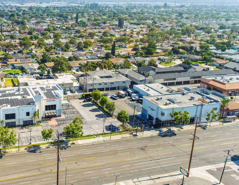 More Photos Of 2635 W Orangethorpe Ave, Fullerton Showroom For Sale