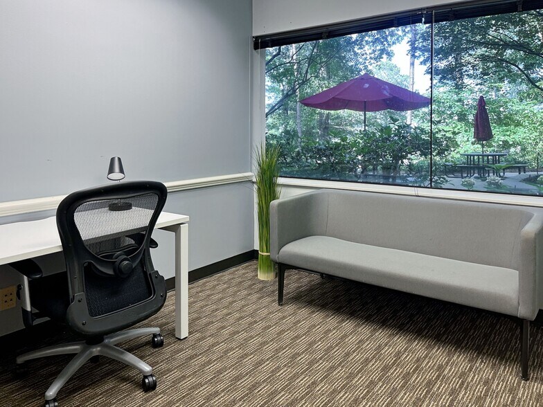 More Photos Of 1 Perimeter Park S, Birmingham Coworking Space