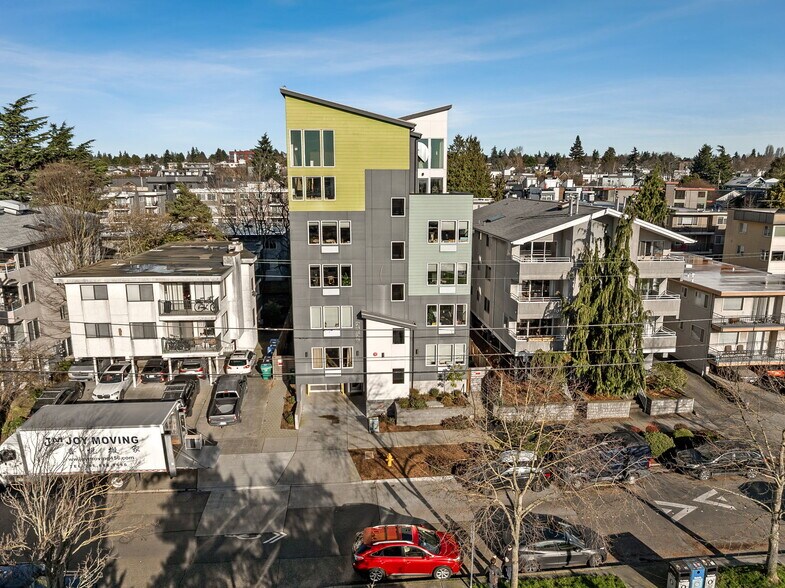 Primary Photo Of 2226 NW 58th St, Seattle Apartments For Sale