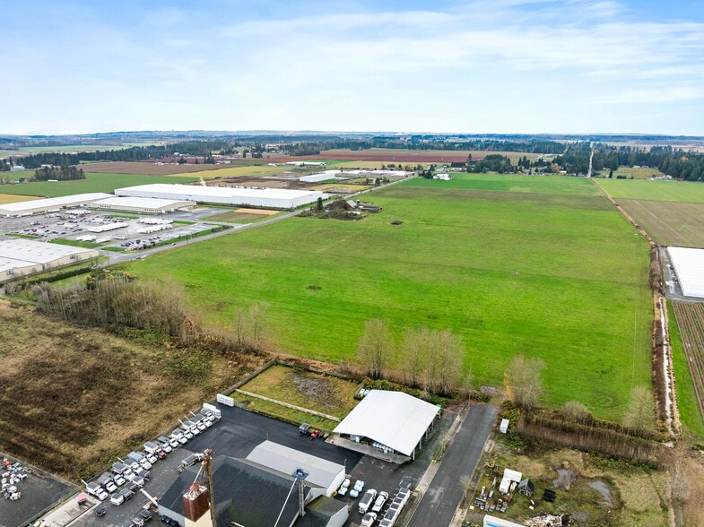 More Photos Of 2108 Main St, Lynden Land For Sale