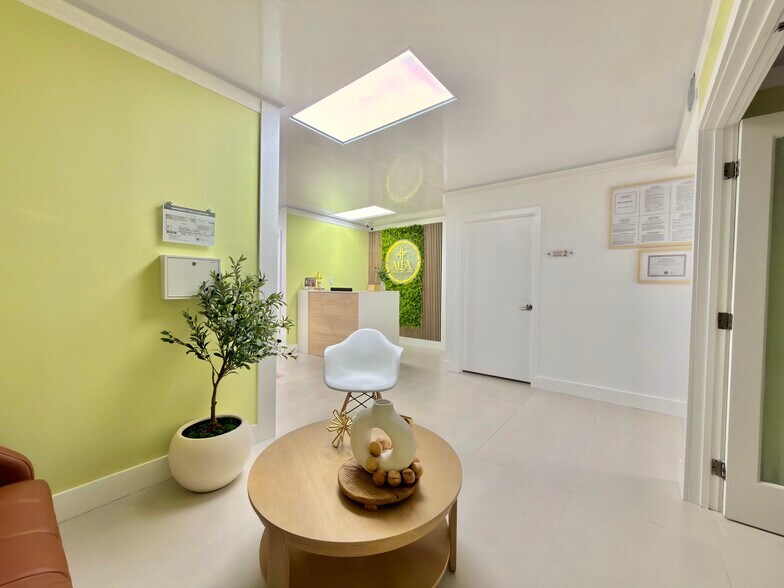 Primary Photo Of 9245 SW 158th Ln, Palmetto Bay Office For Lease